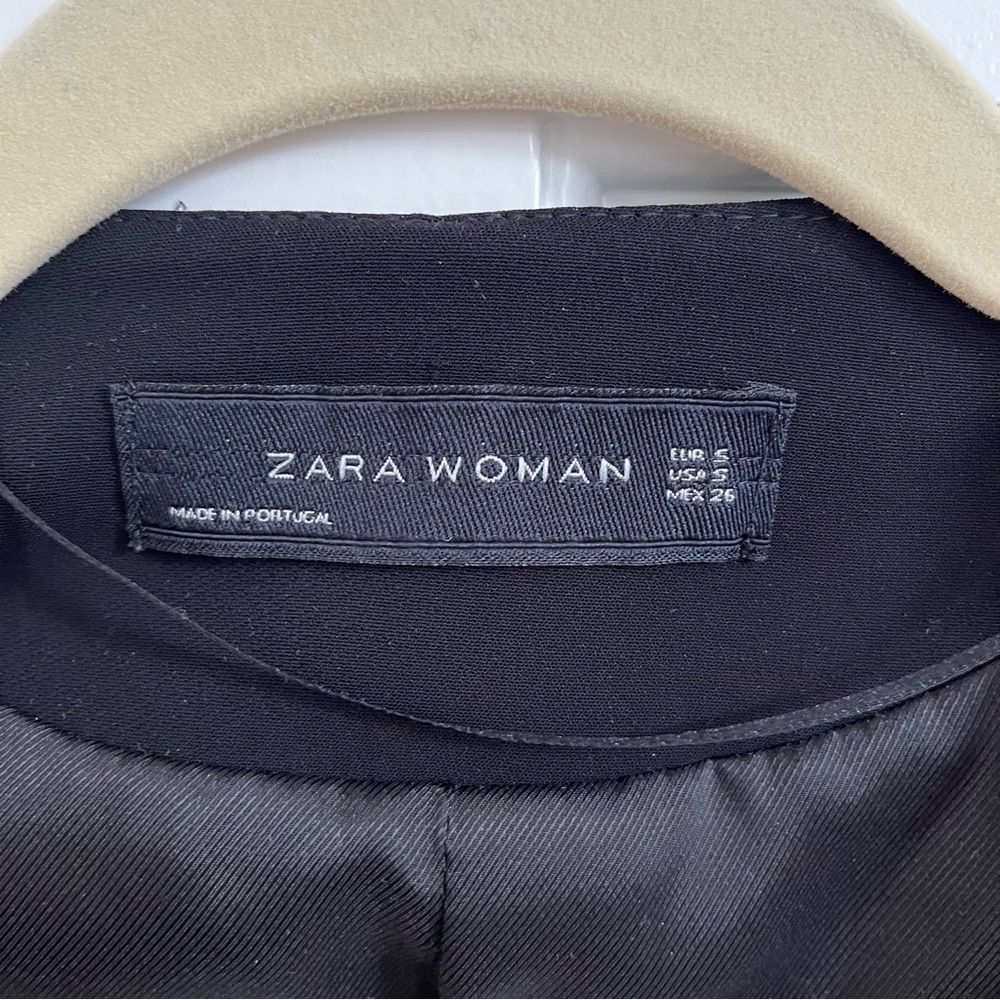 LIKE NEW Zara Polish Black Drappy Blazer with Silver Hardware - Picture 3 of 6